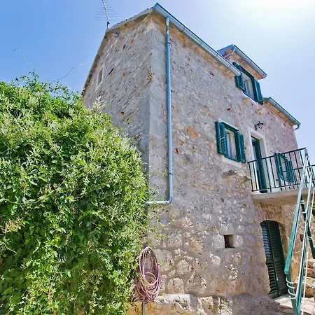 Casa Vecchia Zarace Villa