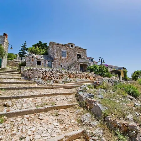 Casa Vecchia Zarace